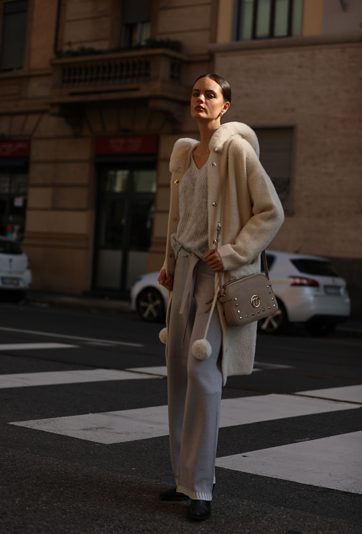 Spodnie z wiązaniem