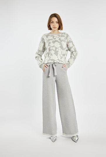 Spodnie z wiązaniem