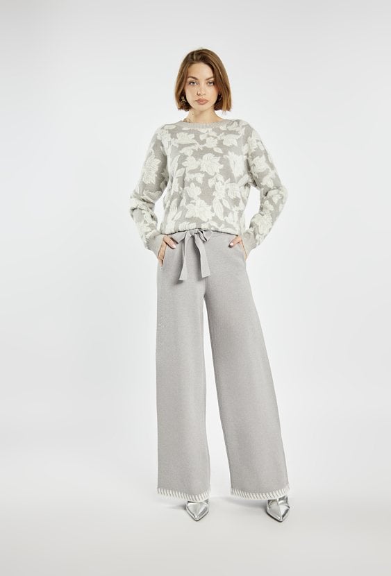 Spodnie z wiązaniem