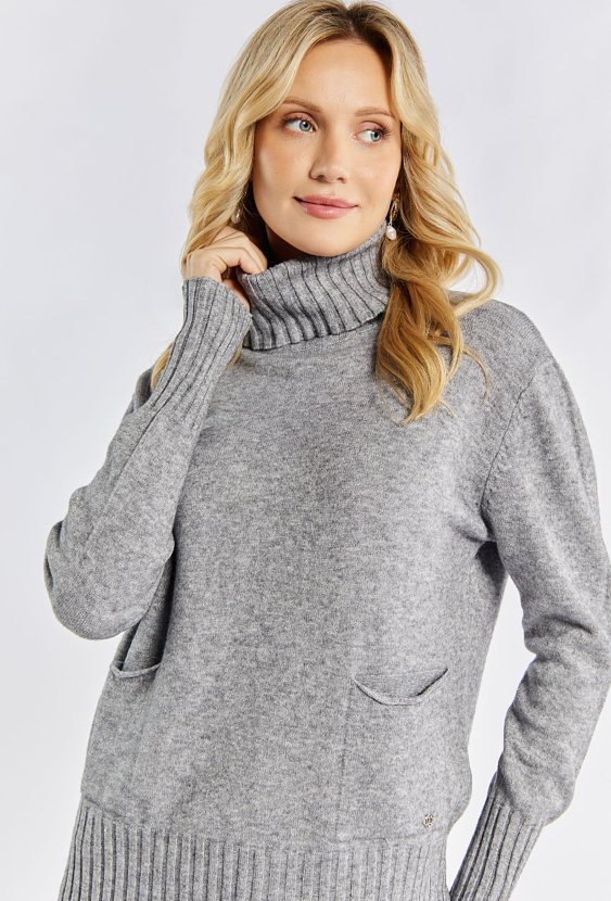 Sweter damski z kieszonkami