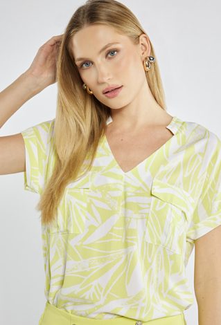 Wzorzysta bluzka na wiosnę