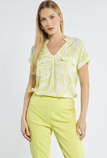 Wzorzysta bluzka na wiosnę