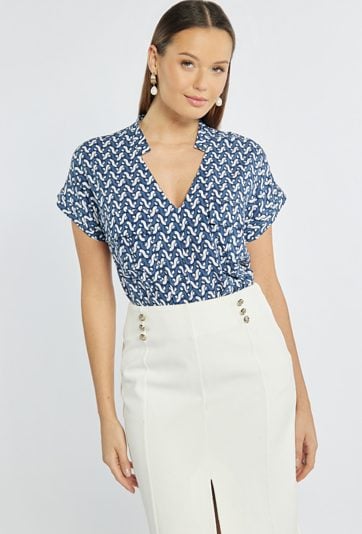 Wzorzysta bluzka na wiosnę