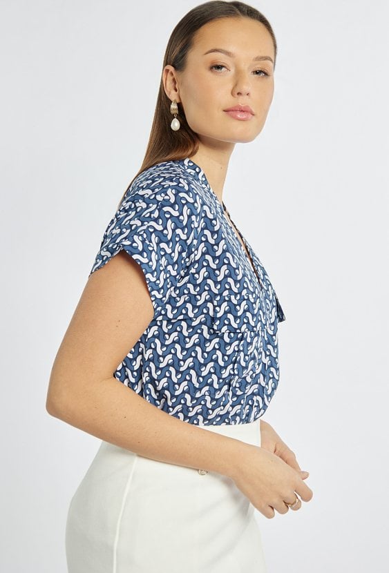 Wzorzysta bluzka na wiosnę