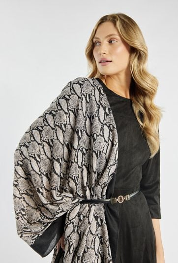 Szal damski z motywem skóry węża