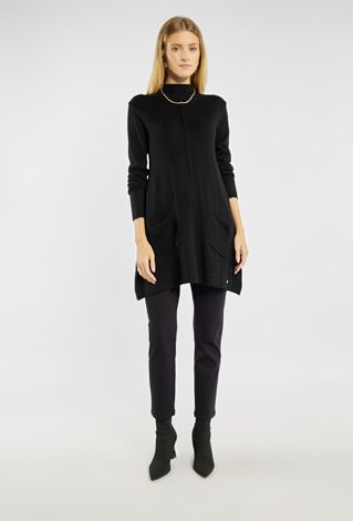 Długi sweter z półgolfem