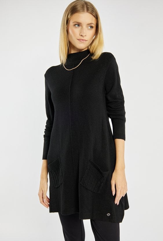 Długi sweter z półgolfem