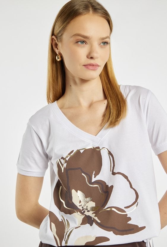 T-shirt damski z kwiatowym nadrukiem