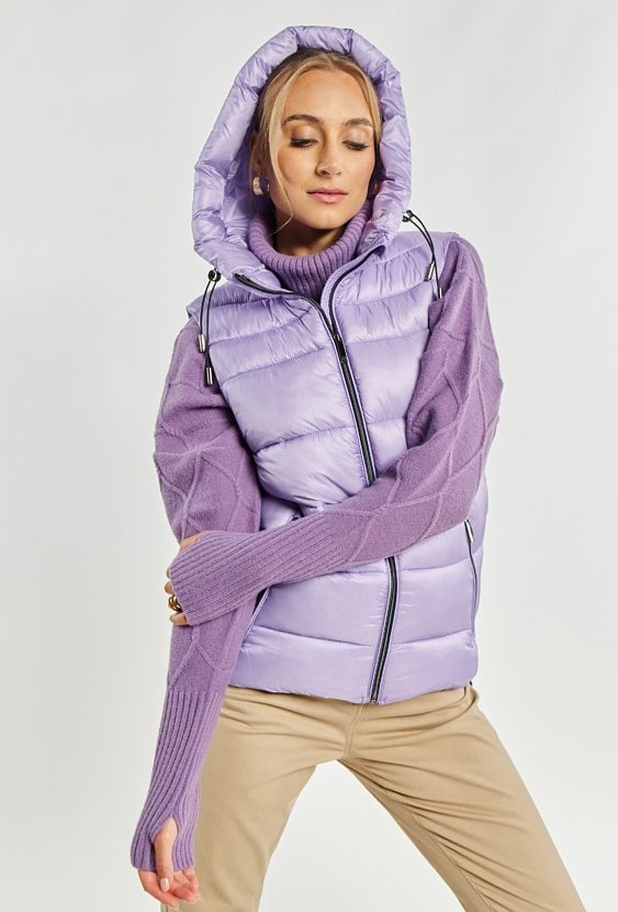 Pikowana kamizelka z kapturem