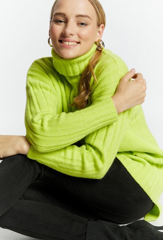 Prążkowany golf damski