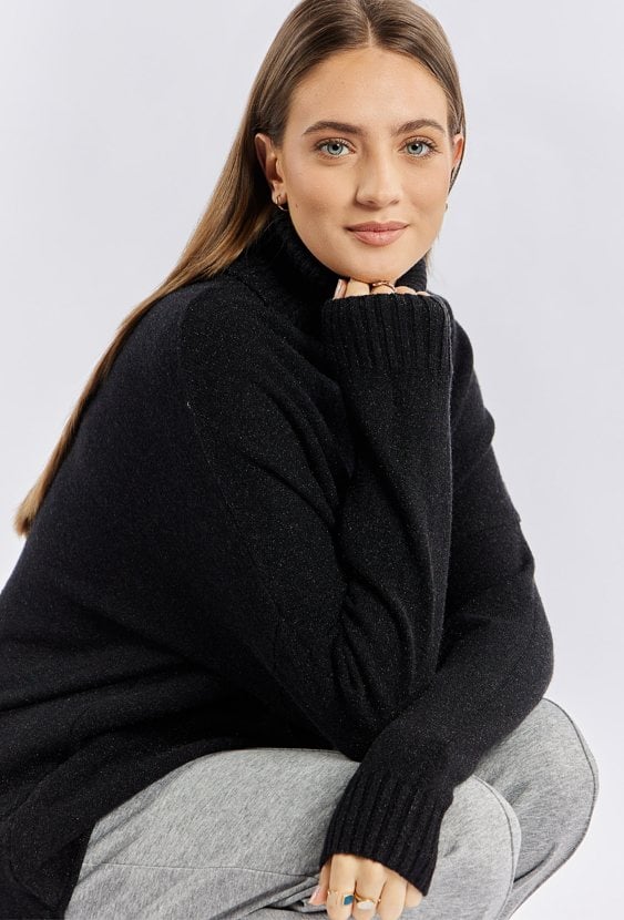 Sweter damski z golfem