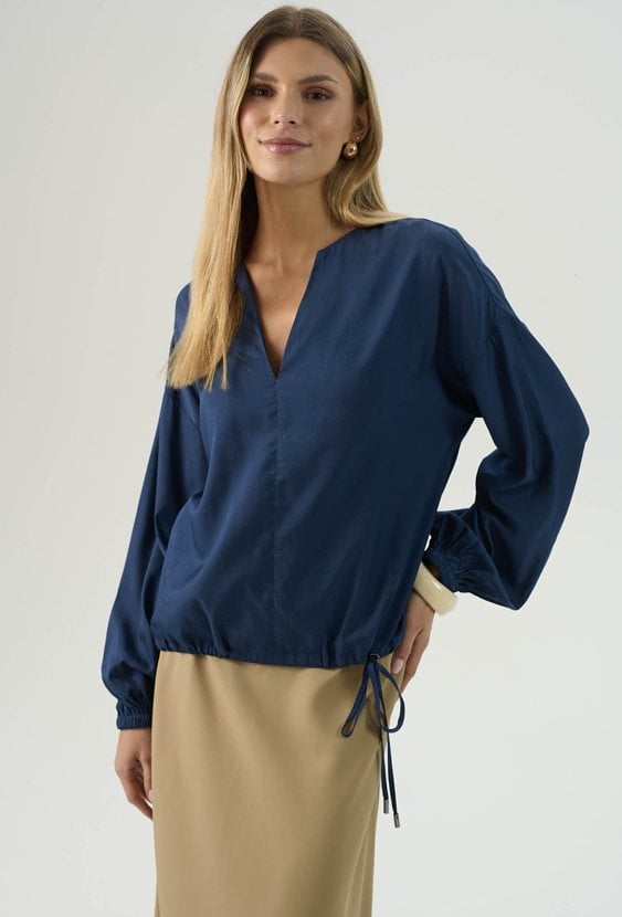 Niebieska bluzka z wiskozą