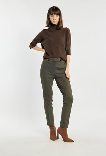 Klasyczne czarne spodnie