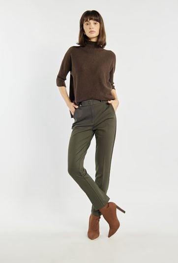 Klasyczne czarne spodnie