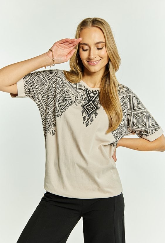 T-shirt damski z nadrukiem