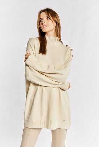 Sweter z ozdobnymi guziki