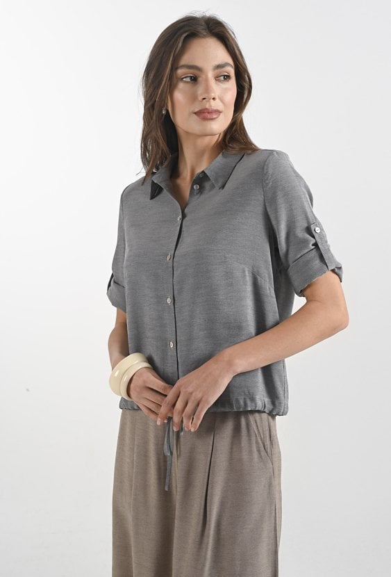 Koszula z wiązaniem