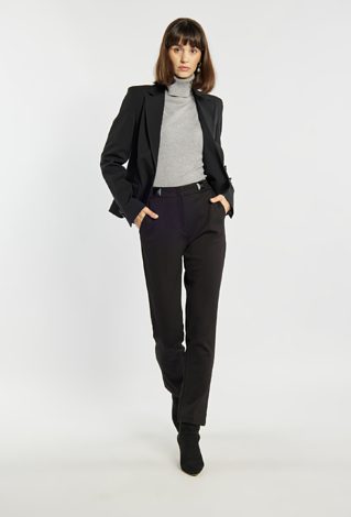 Klasyczne czarne spodnie