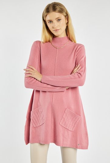 Długi sweter z półgolfem