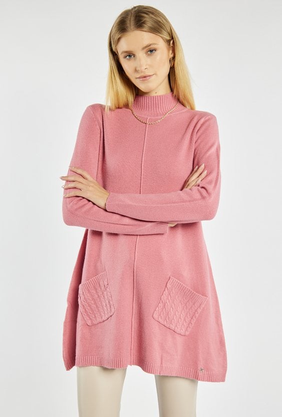 Długi sweter z półgolfem