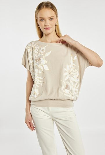 T-shirt damski z kwiatami