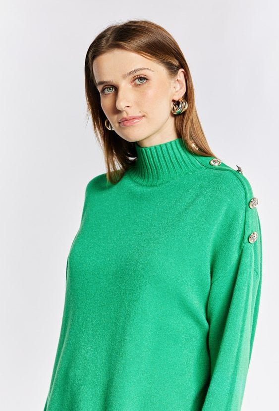 Sweter z ozdobnymi guziki