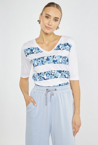 T-shirt z ornamentowym wzorem