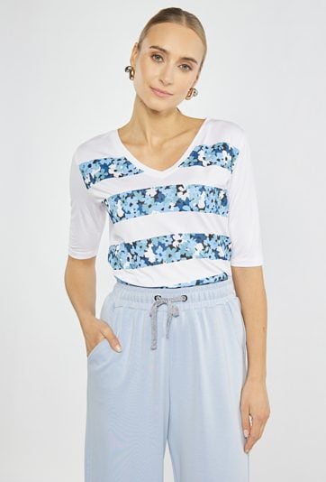 T-shirt z ornamentowym wzorem