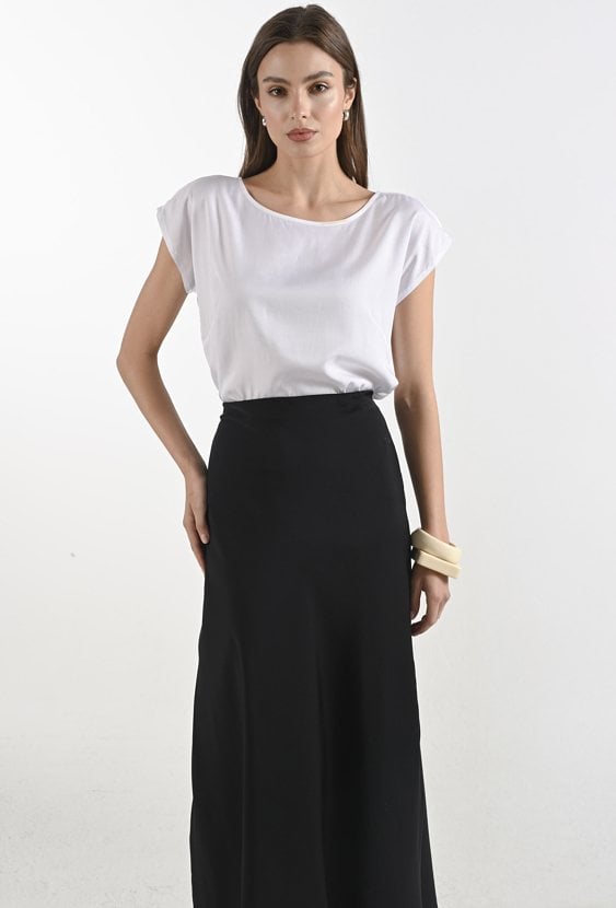 Biała bluzka z krótkim rękawem