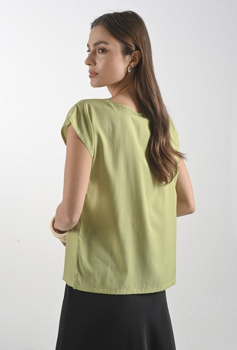 Oliwkowa bluzka z krótkim rękawem