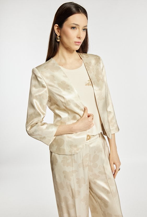 Żakiet damski z delikatnym wzorem