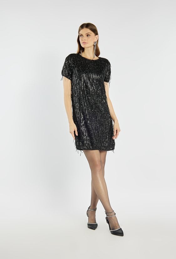 Sukienka z cekinowymi frędzlami