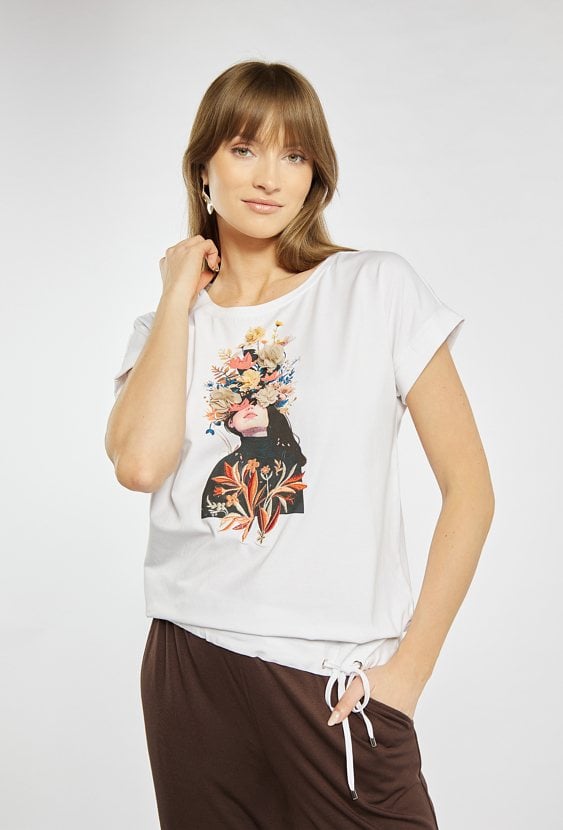 T-shirt z artystycznym nadrukiem