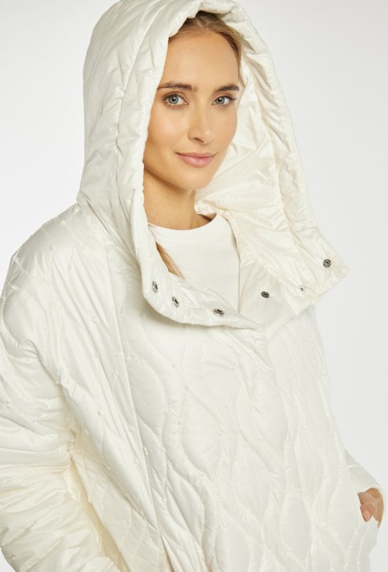 Lekka pikowana kurtka