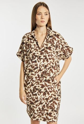 Sukienka na lato z wiązaniem