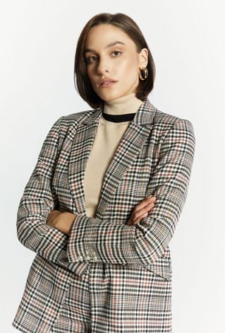 Taliowana marynarka w drobną kratkę