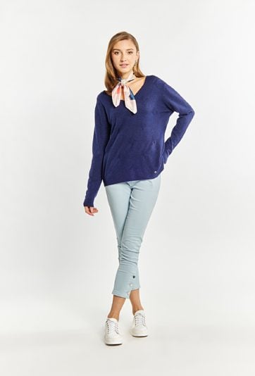 Połyskujący sweter damski