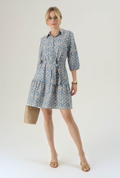 Krótka sukienka w ciekawy print