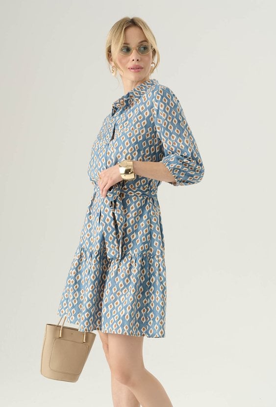 Krótka sukienka w ciekawy print