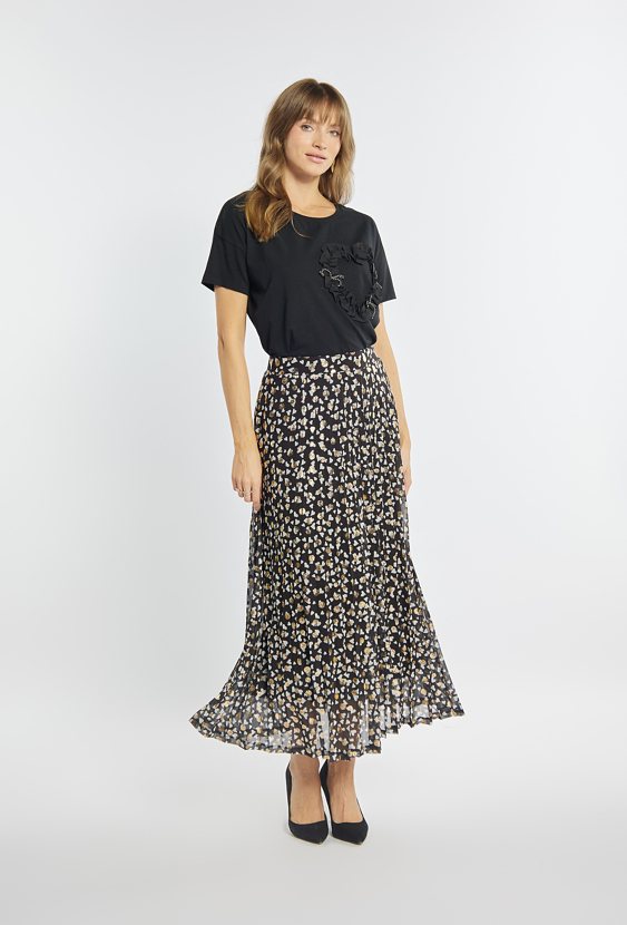 T-shirt z wiązaniem na dole