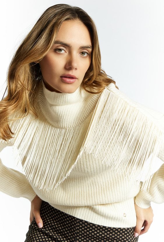 Sweter damski z frędzlami