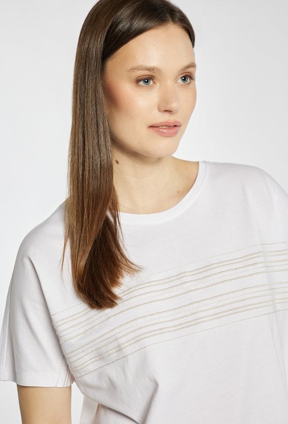 T-shirt damski z bawełny