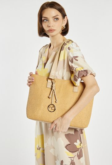 Duży koszyk z przywieszką