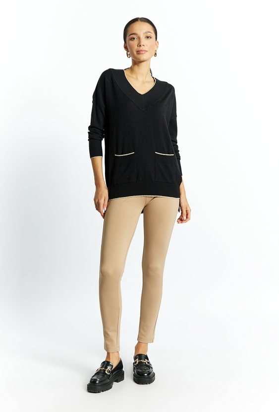 Sweter damski z kieszonkami