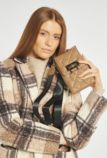 Stylowa torebka na telefon