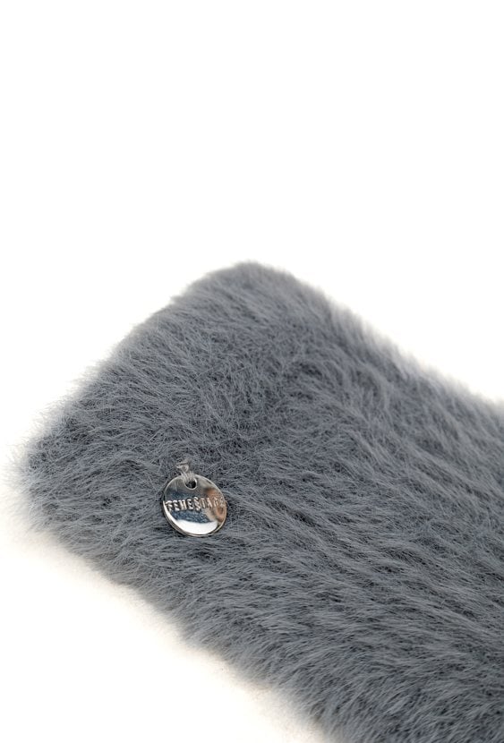 Szare futrzane rękawiczki