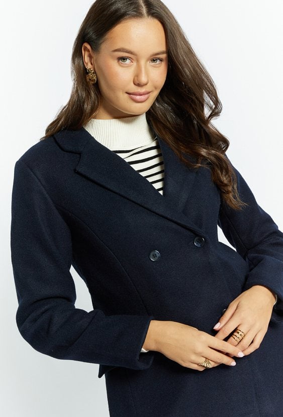 Elegancki płaszcz z dodatkiem wełny