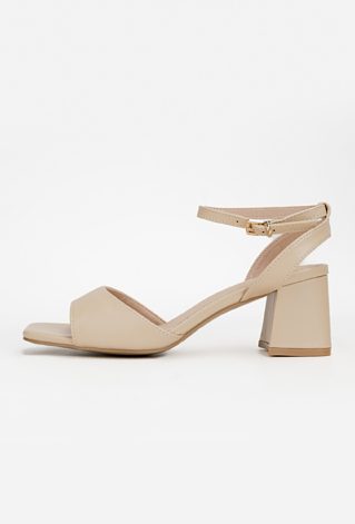 Sandały damskie na obcasie