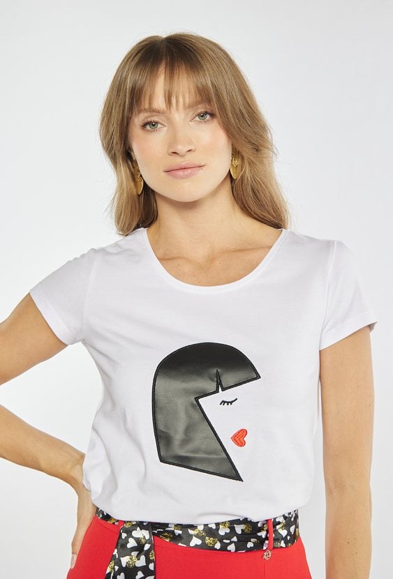 Klasyczny T-shirt z nadrukiem