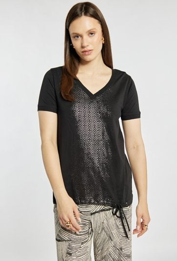 T-shirt z wiązaniem na dole